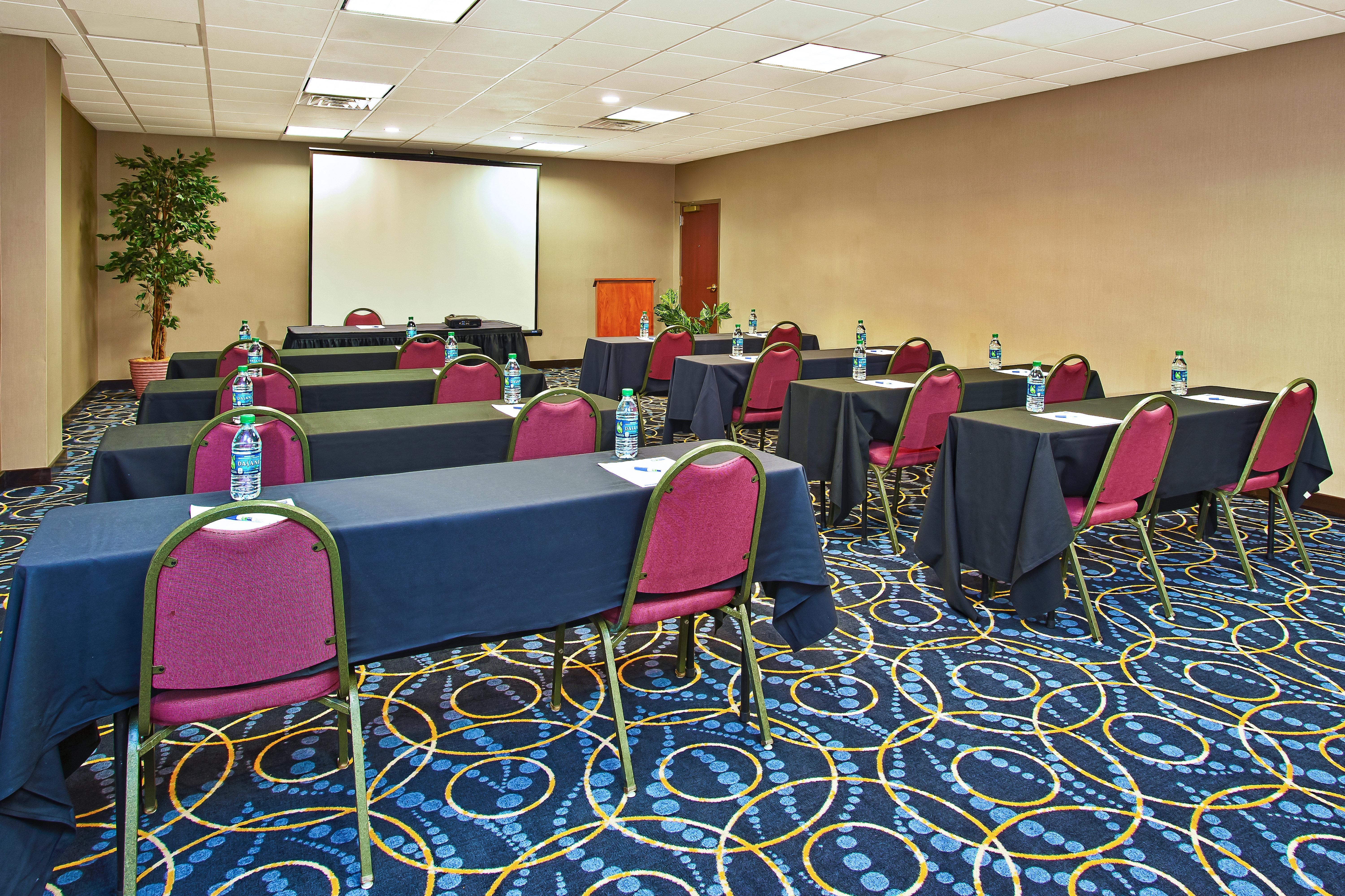 Holiday Inn Express And Suites Pittsburgh West Mifflin By Ihg Buitenkant foto