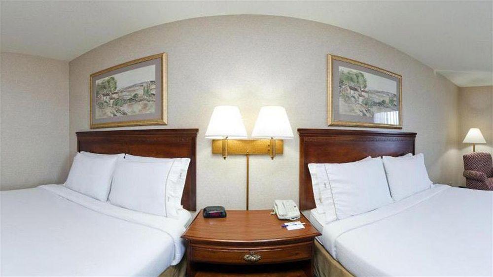 Holiday Inn Express And Suites Pittsburgh West Mifflin By Ihg Buitenkant foto